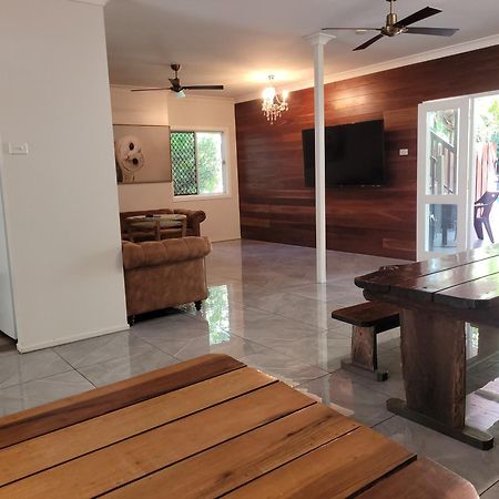 Travellers Paradise Cairns Eksteriør bilde Interior of the house
