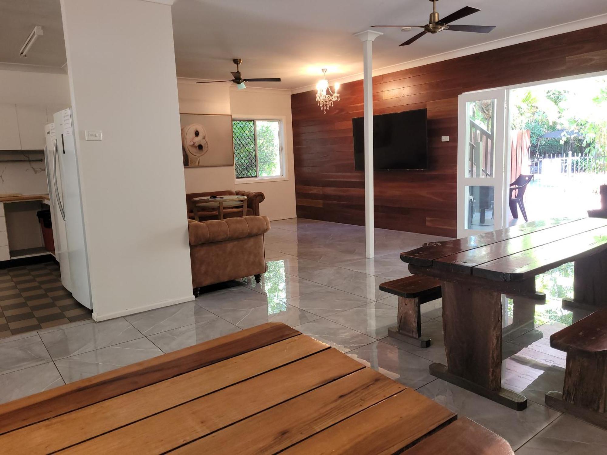 Travellers Paradise Cairns Eksteriør bilde Interior of the house