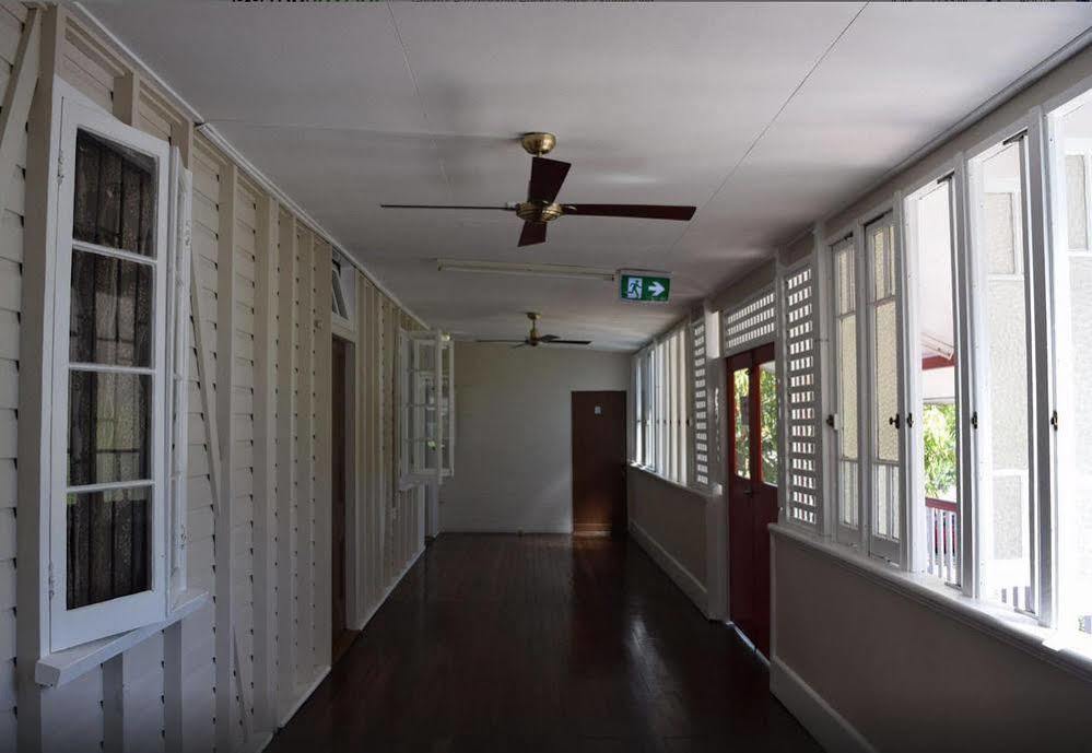 Travellers Paradise Cairns Eksteriør bilde Corridor, 2015